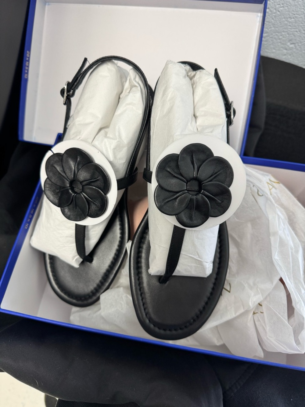 Stuart Weitzman Black and White Floral Medallion Thong Sandals - Picture 2 of 5